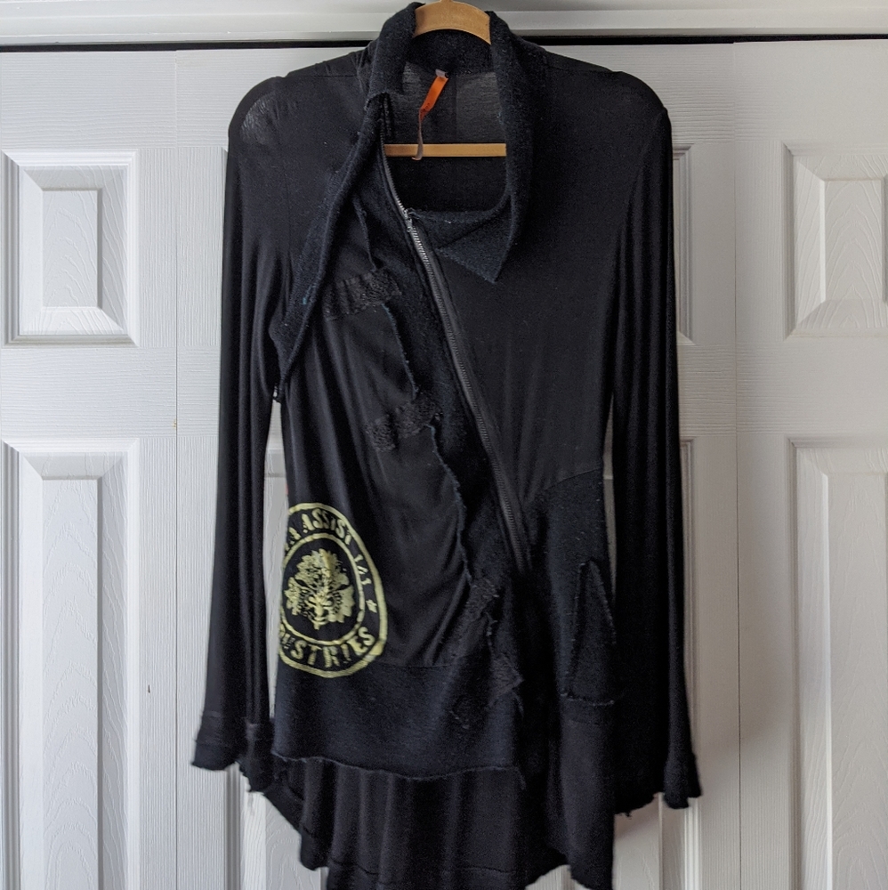 Zip-up tunic